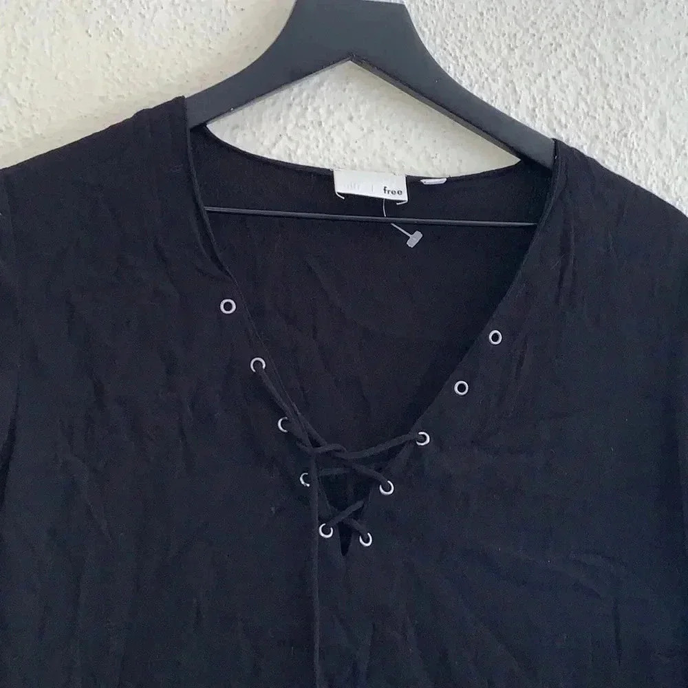 Aritzia Wilfred Lace Up Front Black Blouse Size Small - Picture 3 of 6